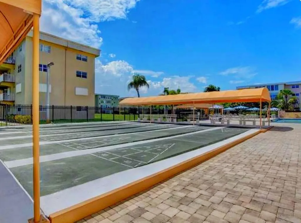 2601 NE 3rd Court Boynton Beach FL 33435