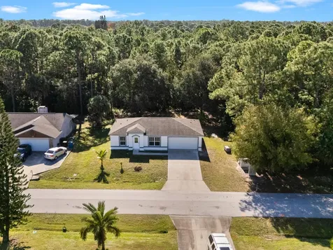 1774 Glenridge Street NW Palm Bay FL 32907