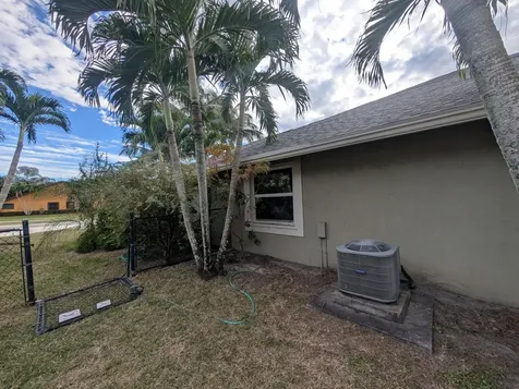 13731 Ishnala Circle Wellington FL 33414