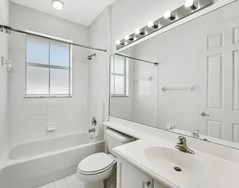 1388 Via De Pepi Boynton Beach FL 33426