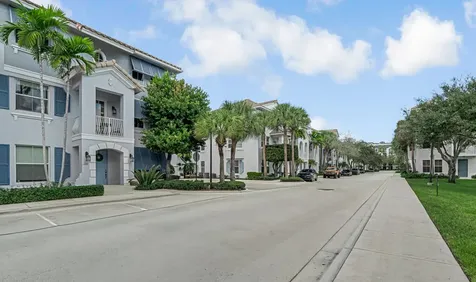 1388 Via De Pepi Boynton Beach FL 33426