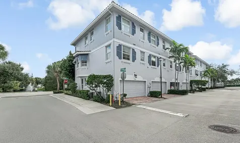 1388 Via De Pepi Boynton Beach FL 33426