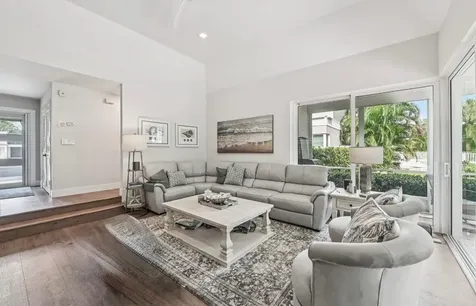 660 Forsyth Street Boca Raton FL 33487