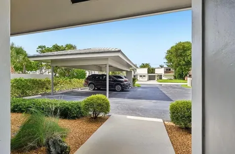 660 Forsyth Street Boca Raton FL 33487