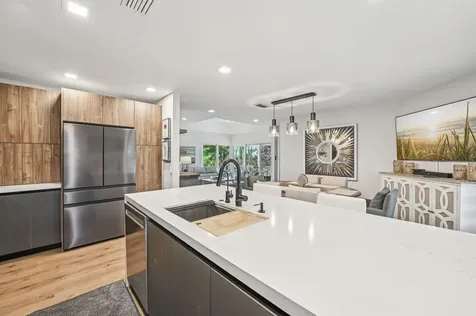 660 Forsyth Street Boca Raton FL 33487