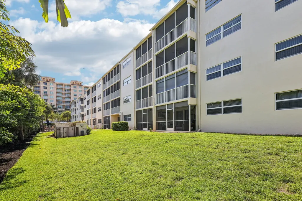 200 E Royal Palm Road Boca Raton FL 33432