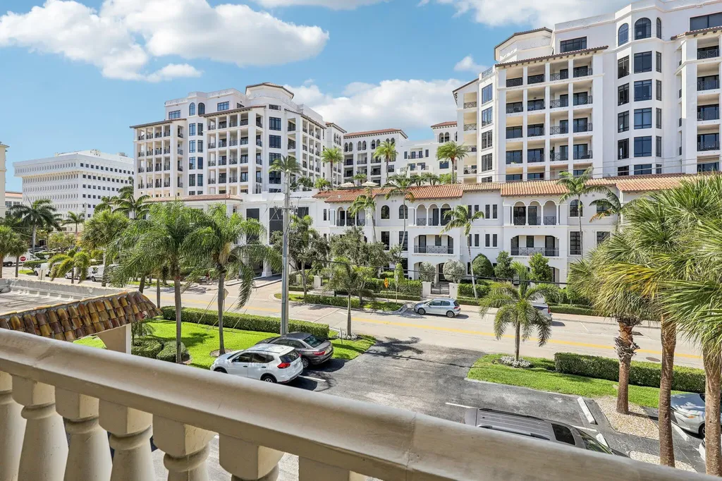 200 E Royal Palm Road Boca Raton FL 33432