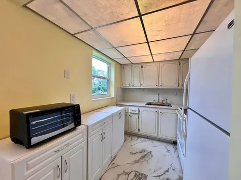 14 Bedford A West Palm Beach FL 33417