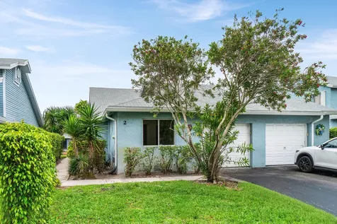 3795 Island Club Circle E Lake Worth FL 33462