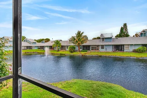 3795 Island Club Circle E Lake Worth FL 33462
