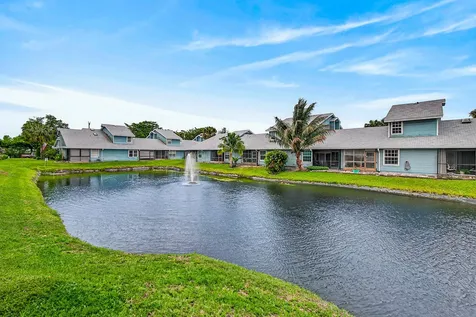 3795 Island Club Circle E Lake Worth FL 33462