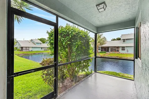 3795 Island Club Circle E Lake Worth FL 33462