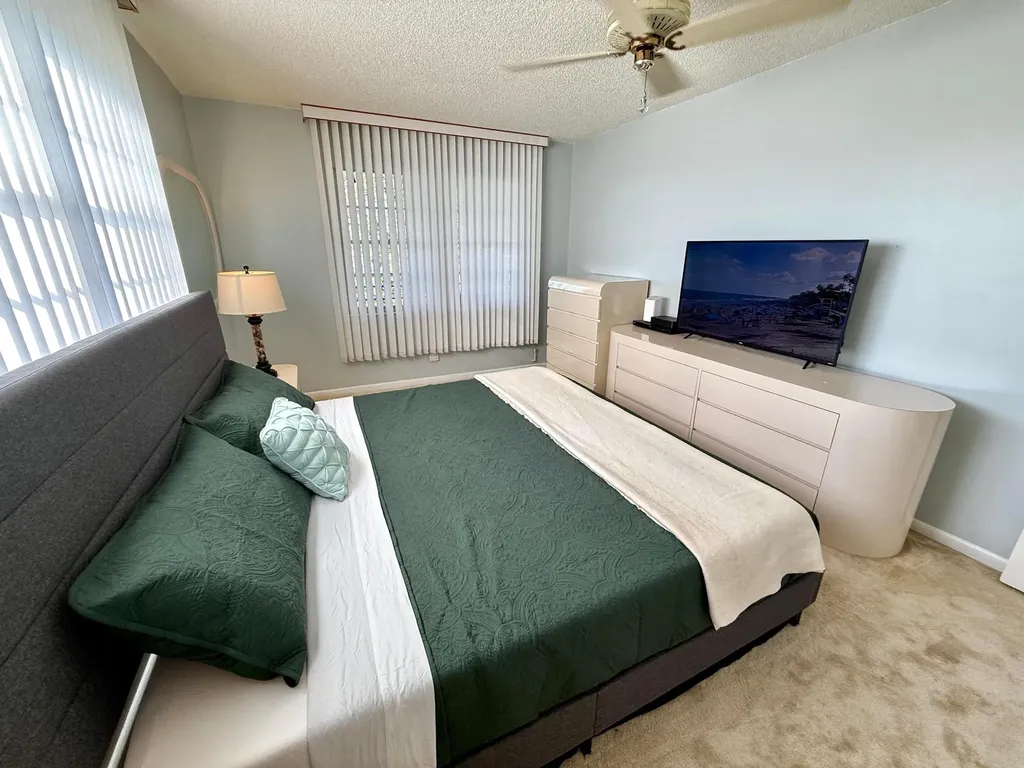 4069 Harwood E Deerfield Beach FL 33442