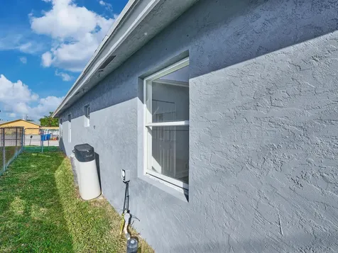 1549 W 19th Street Riviera Beach FL 33404