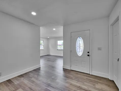 1549 W 19th Street Riviera Beach FL 33404
