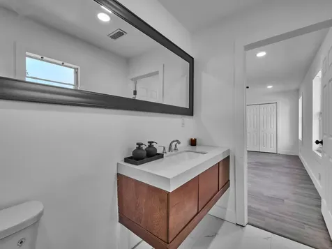 1549 W 19th Street Riviera Beach FL 33404
