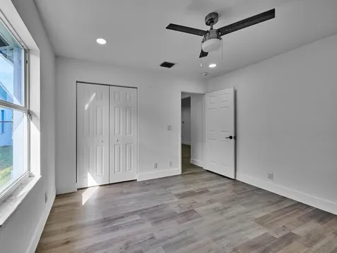 1549 W 19th Street Riviera Beach FL 33404