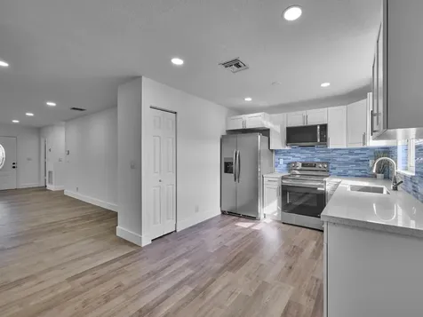 1549 W 19th Street Riviera Beach FL 33404