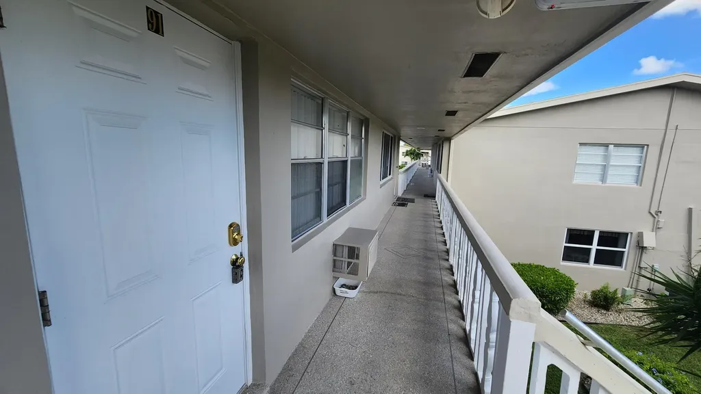 91 Coventry D West Palm Beach FL 33417