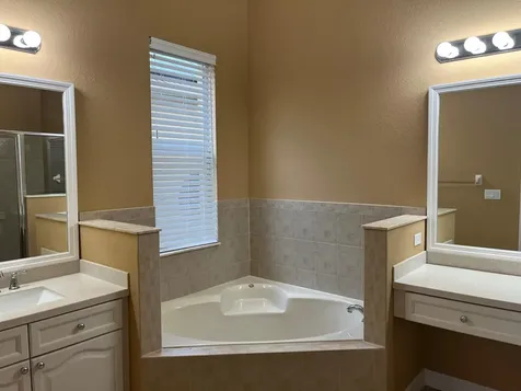 331 NW Somerset Circle Port St Lucie FL 34983