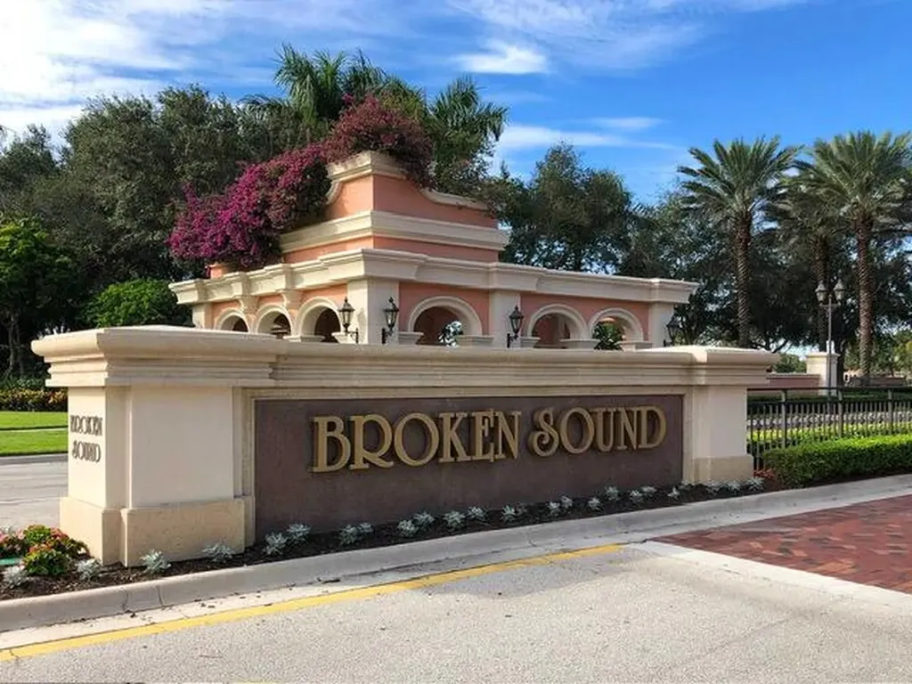 2135 NW 59th Street Boca Raton FL 33496