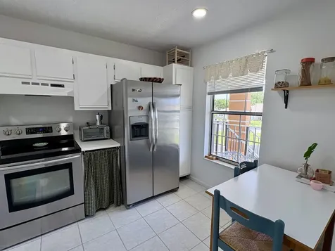 1203 S Lakes End Drive Fort Pierce FL 34982
