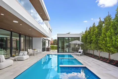 1099 NE 4th Avenue Boca Raton FL 33432