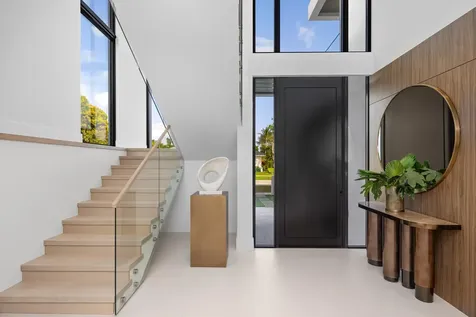 1099 NE 4th Avenue Boca Raton FL 33432