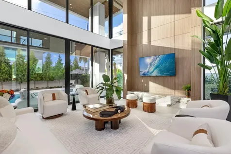 1099 NE 4th Avenue Boca Raton FL 33432