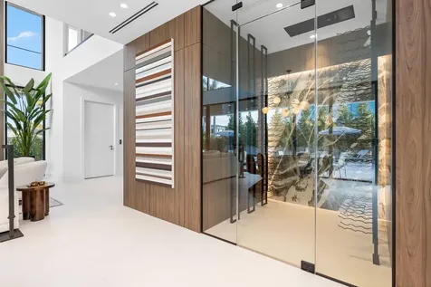 1099 NE 4th Avenue Boca Raton FL 33432