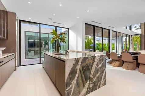 1099 NE 4th Avenue Boca Raton FL 33432