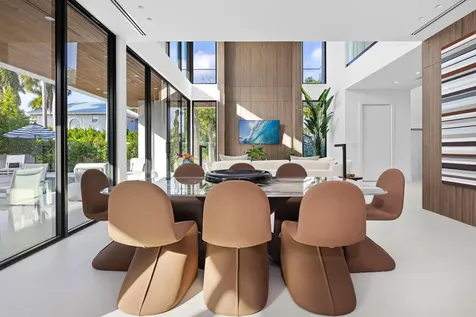 1099 NE 4th Avenue Boca Raton FL 33432