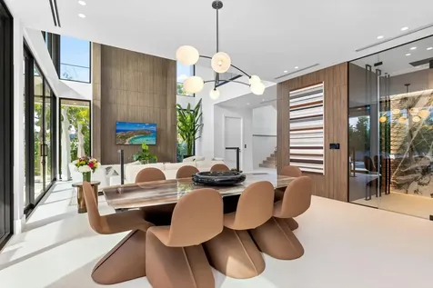 1099 NE 4th Avenue Boca Raton FL 33432