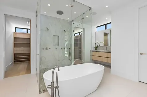 1099 NE 4th Avenue Boca Raton FL 33432