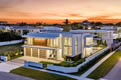 1099 NE 4th Avenue Boca Raton FL 33432