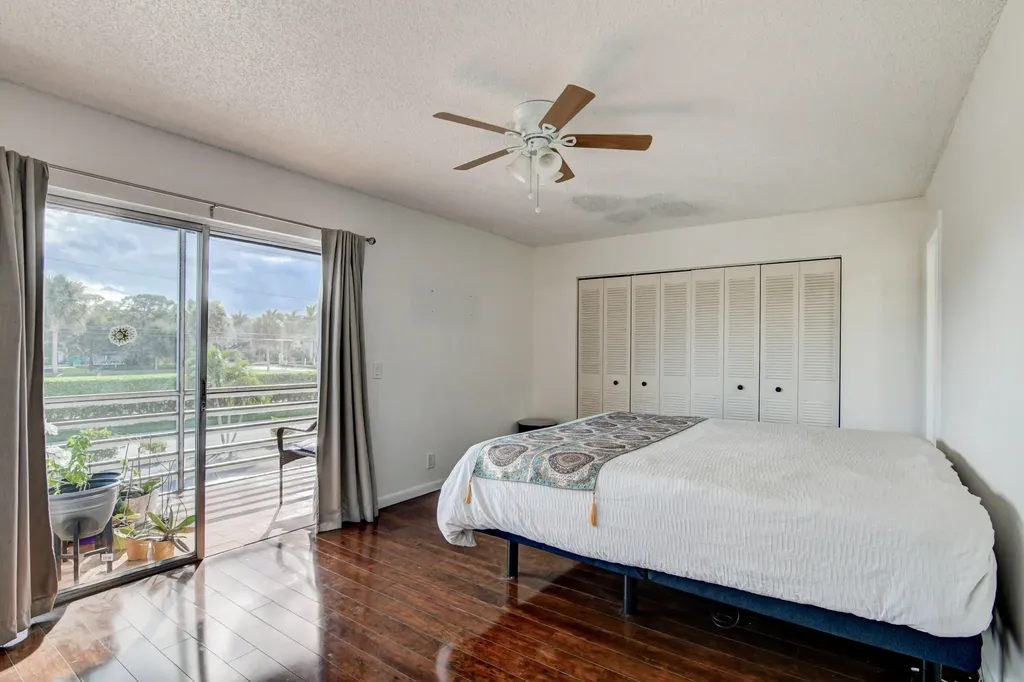 42 Burgundy A Delray Beach FL 33484