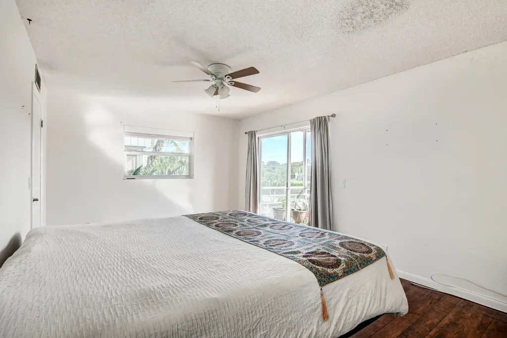 42 Burgundy A Delray Beach FL 33484