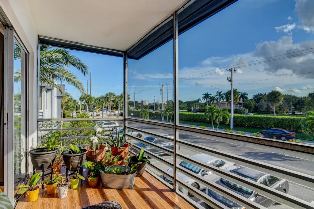 42 Burgundy A Delray Beach FL 33484