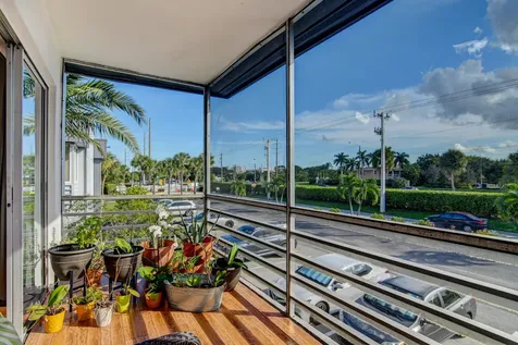 42 Burgundy A Delray Beach FL 33484
