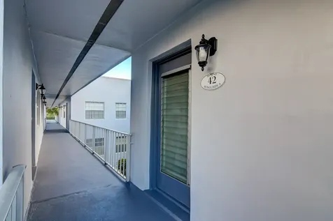 42 Burgundy A Delray Beach FL 33484