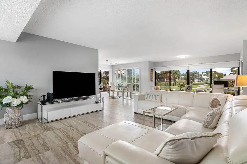 3665 Quail Ridge Drive Boynton Beach FL 33436