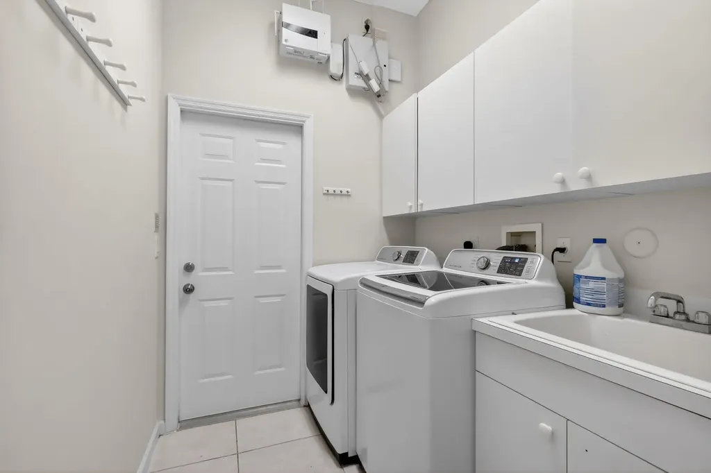 1500 Firethorn Drive Wellington FL 33414
