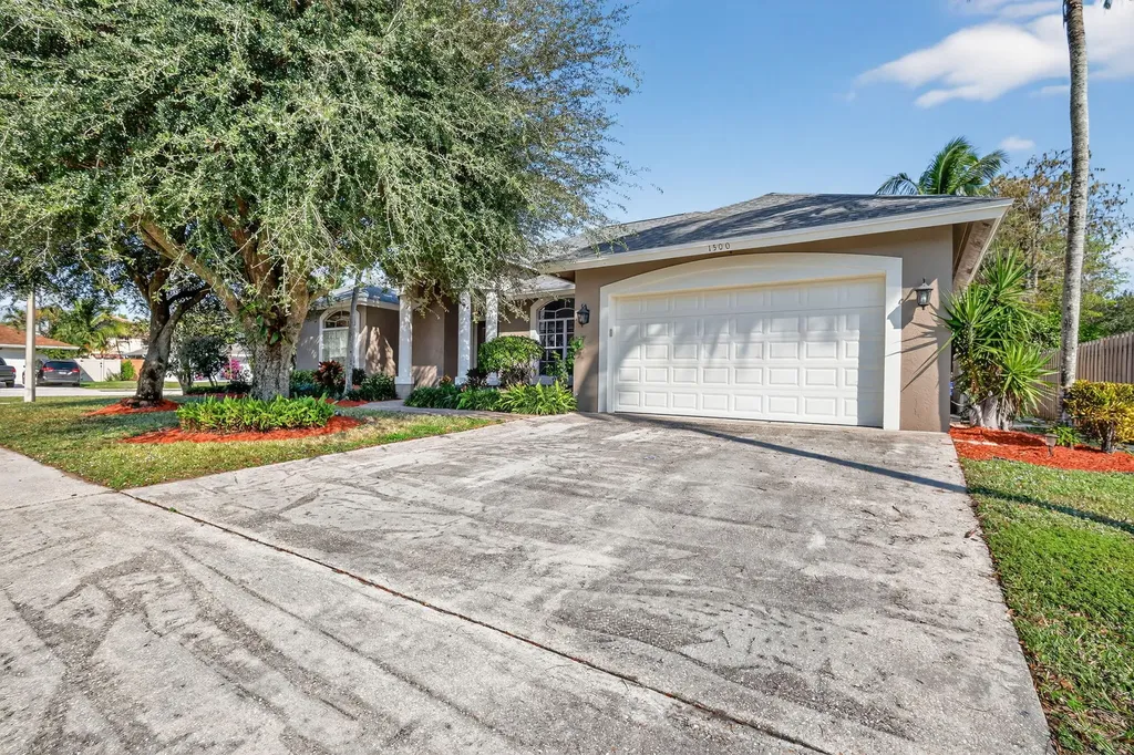 1500 Firethorn Drive Wellington FL 33414
