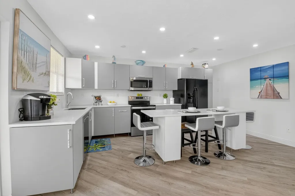 930 Osceola Drive Boca Raton FL 33432