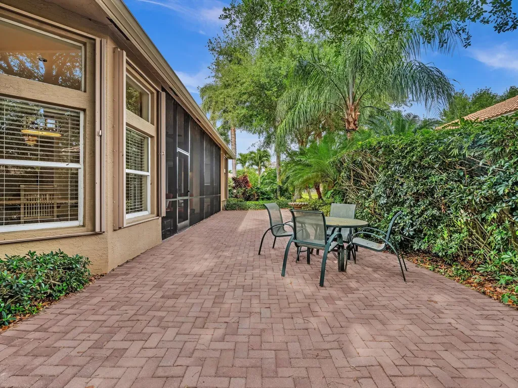 7191 Corning Circle Boynton Beach FL 33437