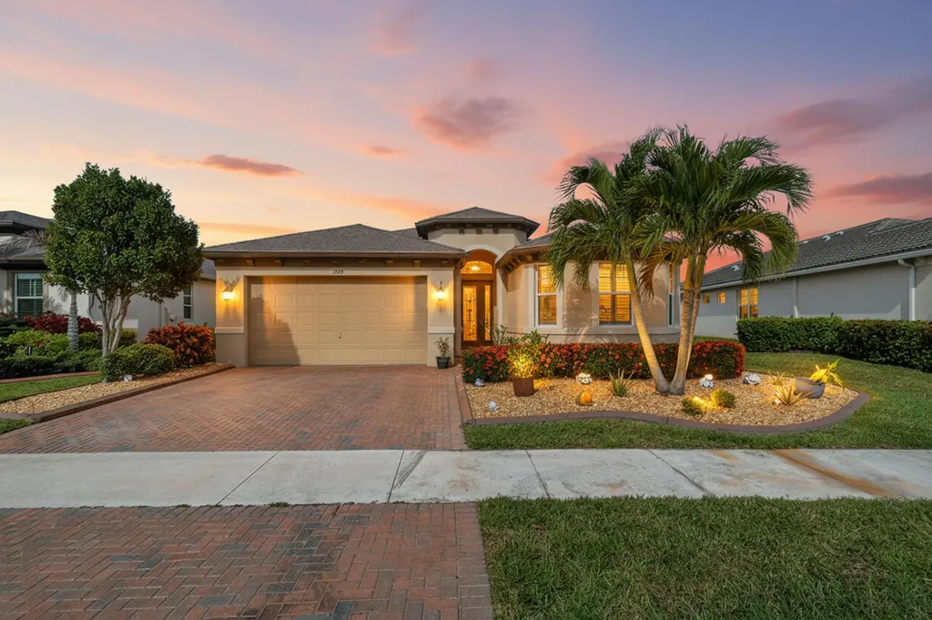 11447 SW Lake Park Drive Port St Lucie FL 34987