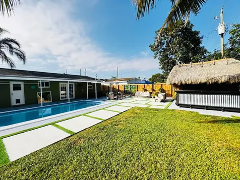 7161 Sheridan Street Hollywood FL 33024