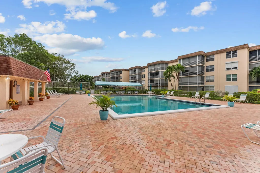 6300 NW 2nd Avenue Boca Raton FL 33487