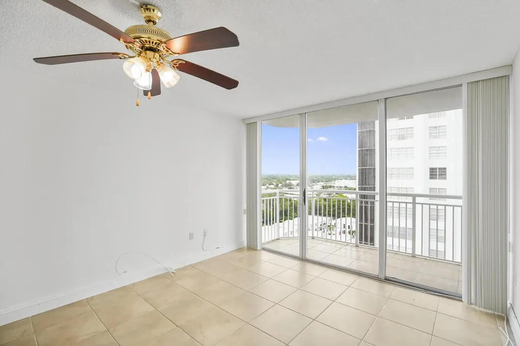 18051 Biscayne Boulevard Aventura FL 33160