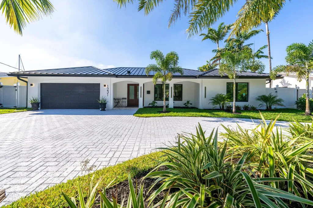 1231 NE 28th Avenue Pompano Beach FL 33062